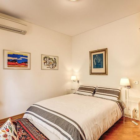 Terrazza Piccolomini: Elegant Apartment Stunning View Over Rome/St Peter'S Dome Extérieur photo