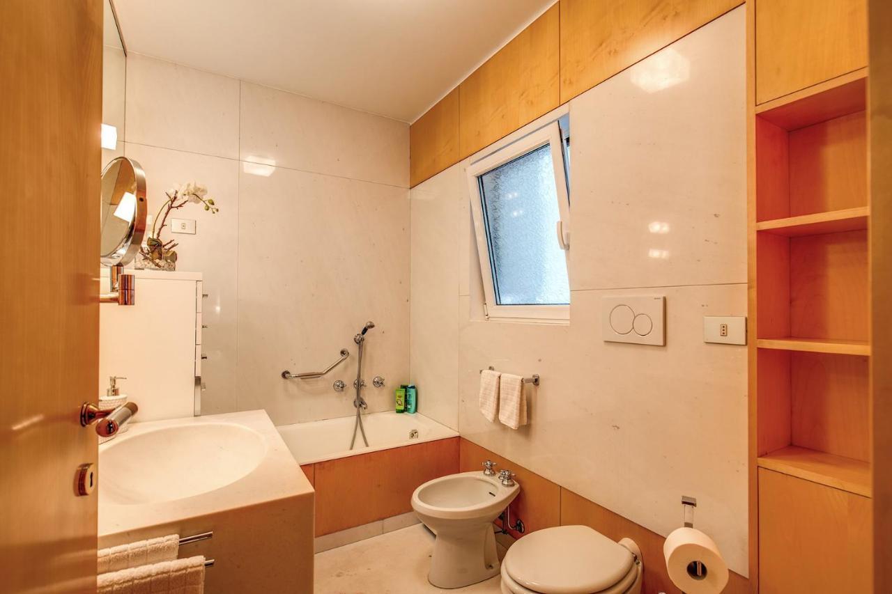 Terrazza Piccolomini: Elegant Apartment Stunning View Over Rome/St Peter'S Dome Extérieur photo