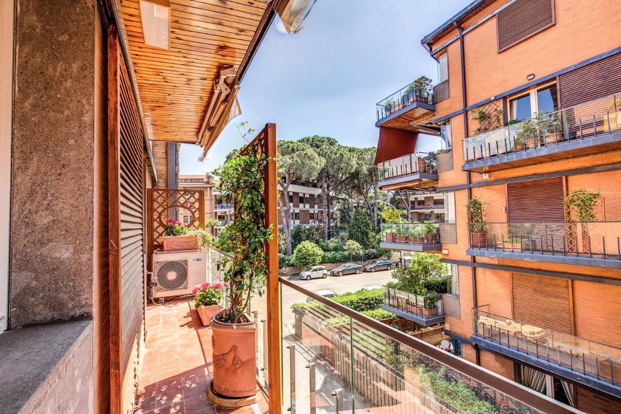 Terrazza Piccolomini: Elegant Apartment Stunning View Over Rome/St Peter'S Dome Extérieur photo