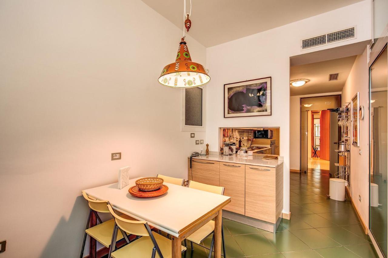 Terrazza Piccolomini: Elegant Apartment Stunning View Over Rome/St Peter'S Dome Extérieur photo