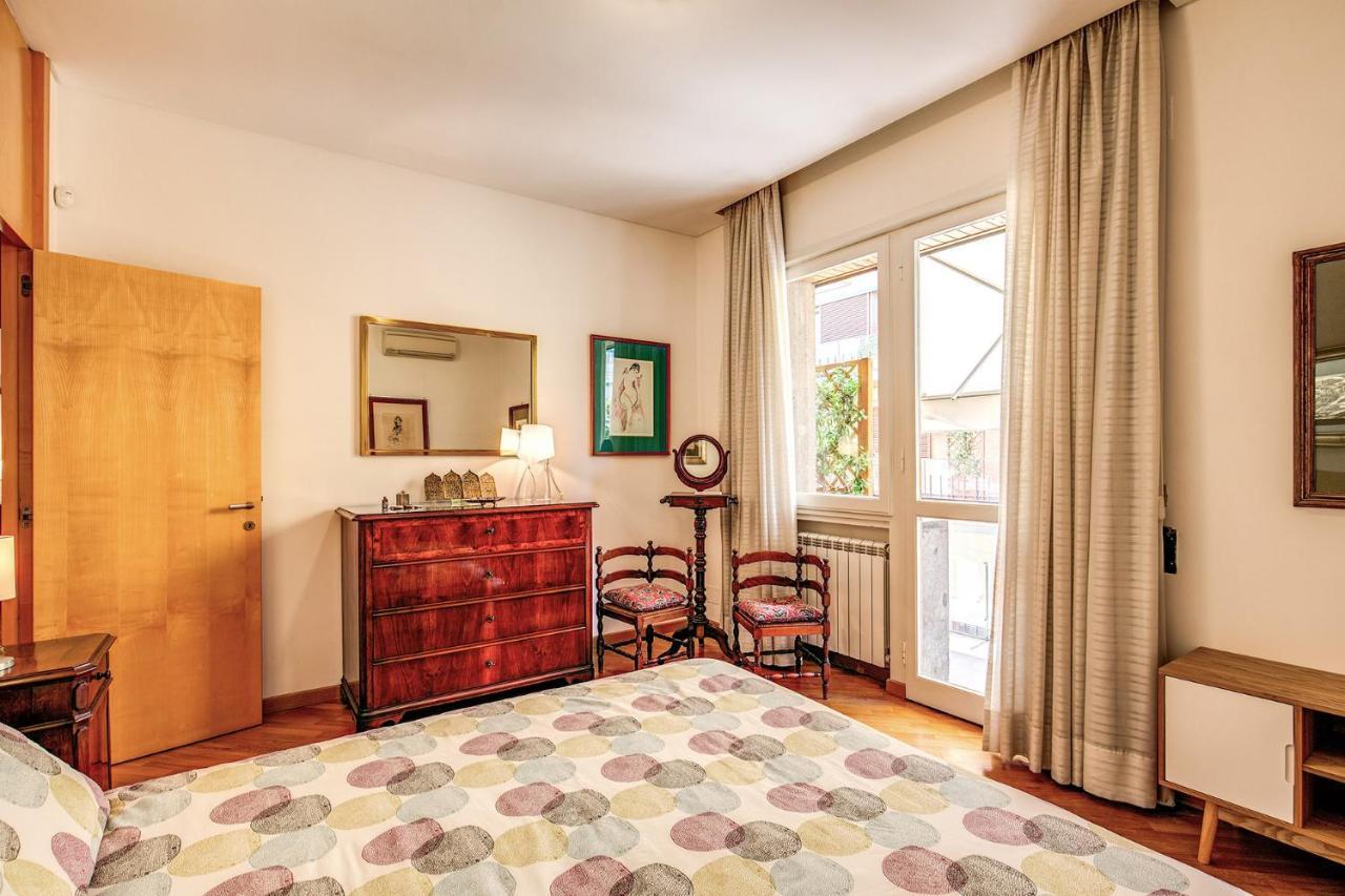 Terrazza Piccolomini: Elegant Apartment Stunning View Over Rome/St Peter'S Dome Extérieur photo