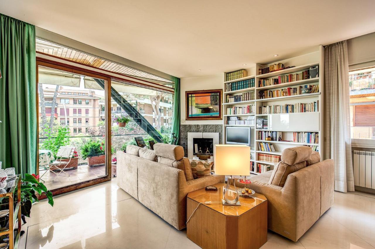 Terrazza Piccolomini: Elegant Apartment Stunning View Over Rome/St Peter'S Dome Extérieur photo