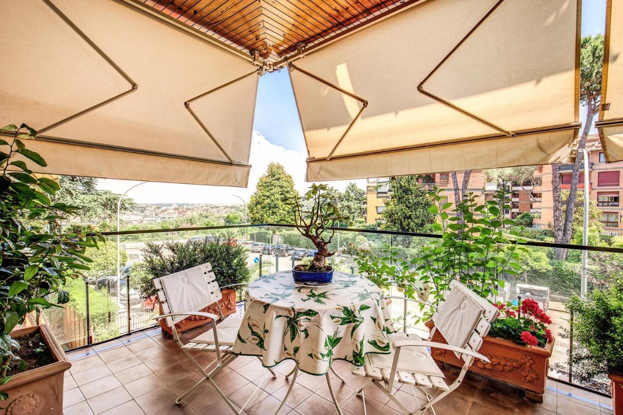 Terrazza Piccolomini: Elegant Apartment Stunning View Over Rome/St Peter'S Dome Extérieur photo