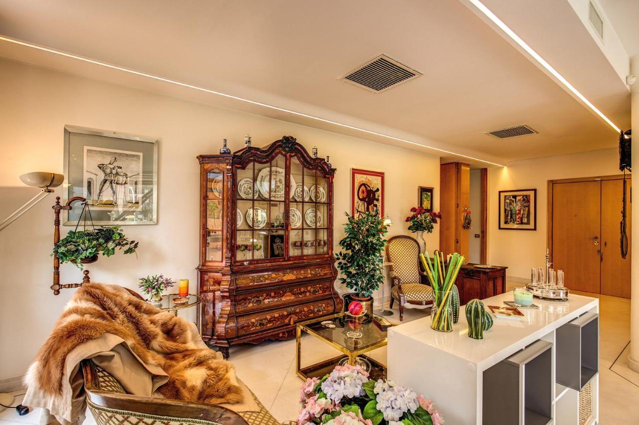 Terrazza Piccolomini: Elegant Apartment Stunning View Over Rome/St Peter'S Dome Extérieur photo