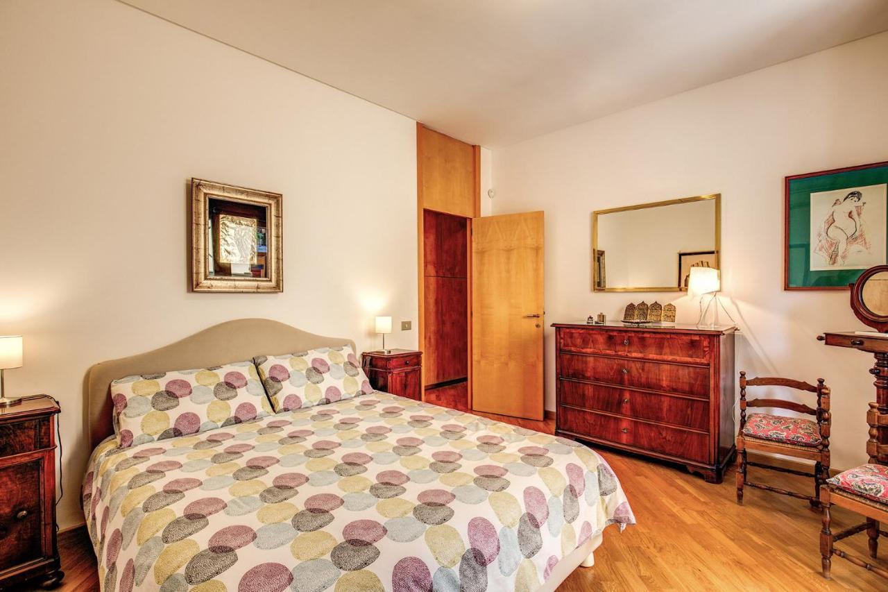 Terrazza Piccolomini: Elegant Apartment Stunning View Over Rome/St Peter'S Dome Extérieur photo