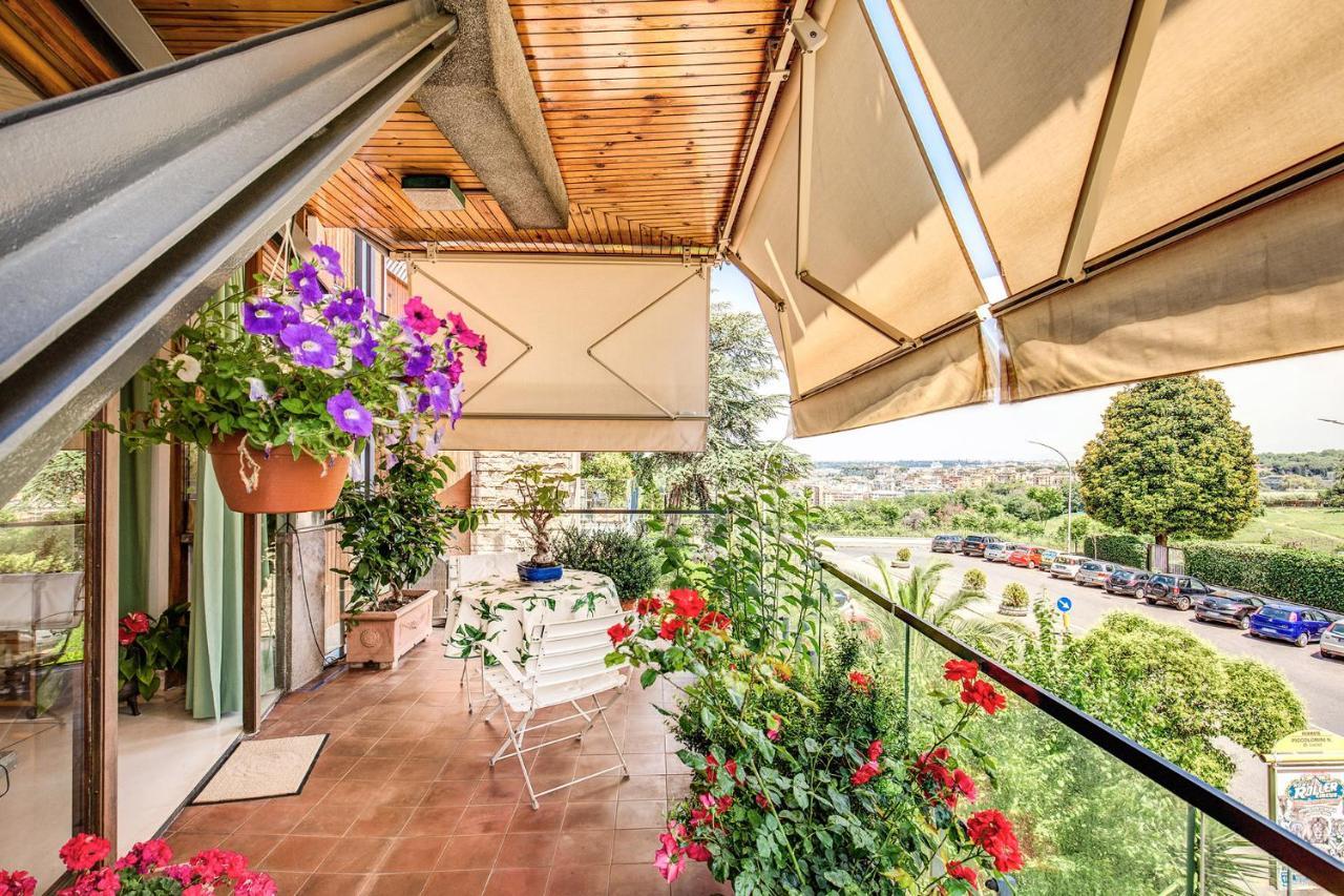 Terrazza Piccolomini: Elegant Apartment Stunning View Over Rome/St Peter'S Dome Extérieur photo