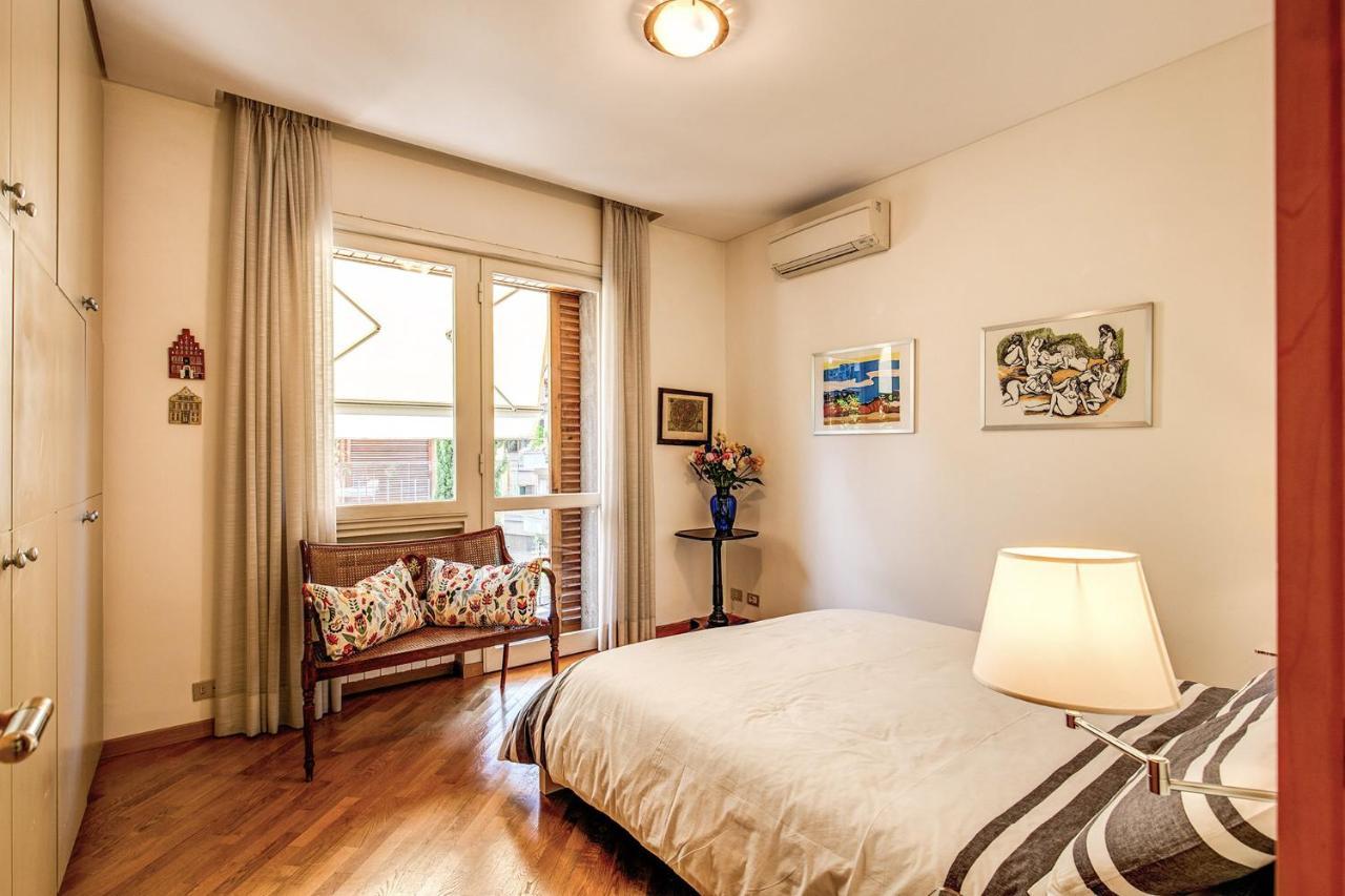 Terrazza Piccolomini: Elegant Apartment Stunning View Over Rome/St Peter'S Dome Extérieur photo